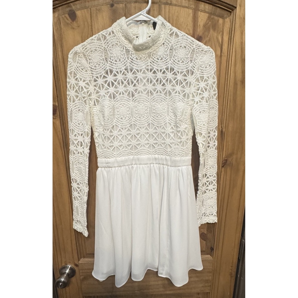 Lulus White Lace Long Sleeve Dress‎ S High Neck Winter Holiday Christmas Party